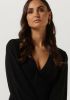 Refined Department Misha mini jurk met overslag en V hals online kopen