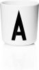DESIGN LETTERS&#xAE; Design letters Melamine mok met Arne Jacobsen Vinatge ABC witte letter zwarte letter online kopen