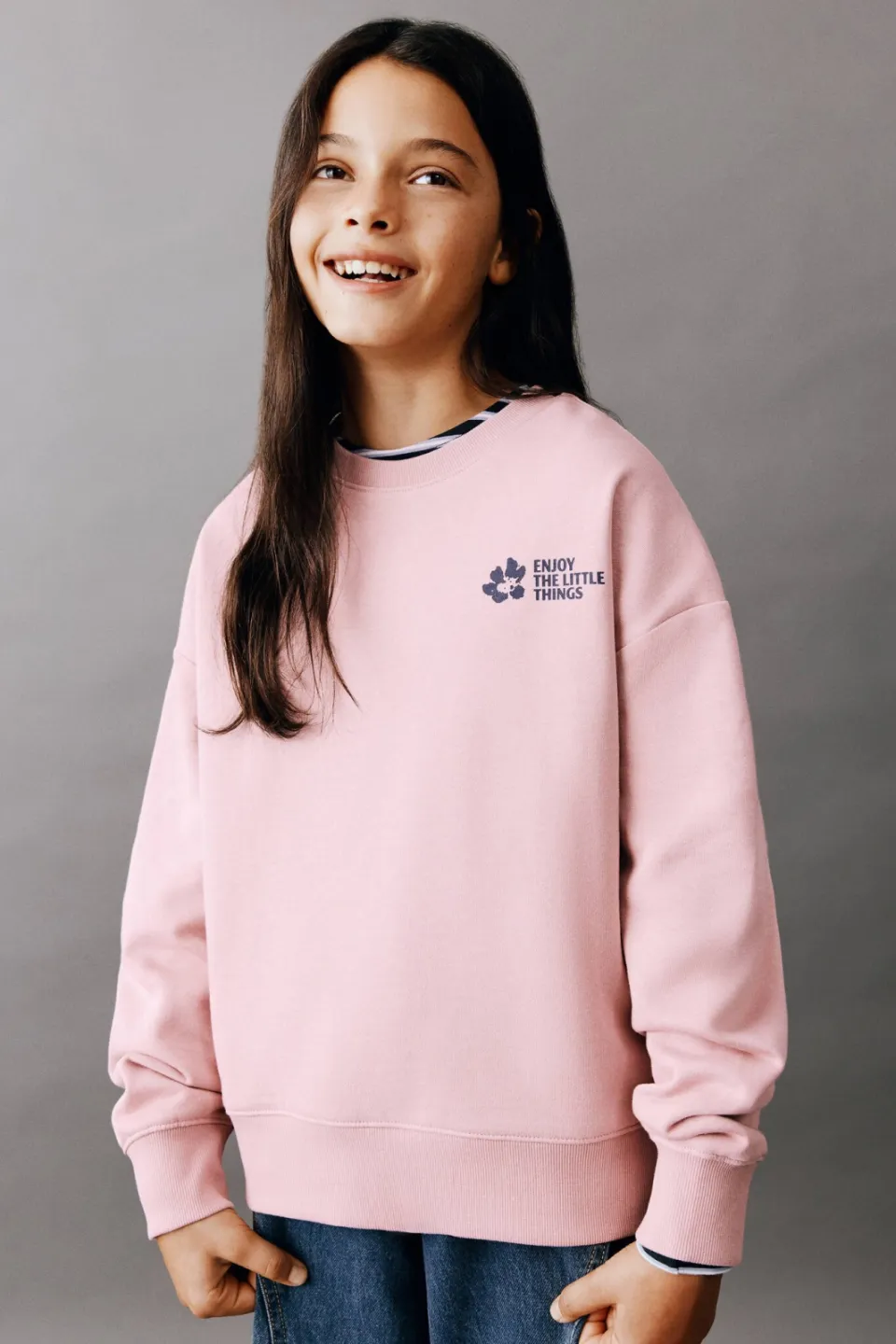 Mango Kids rechtvallende sweater met backprint - roze, foto 4