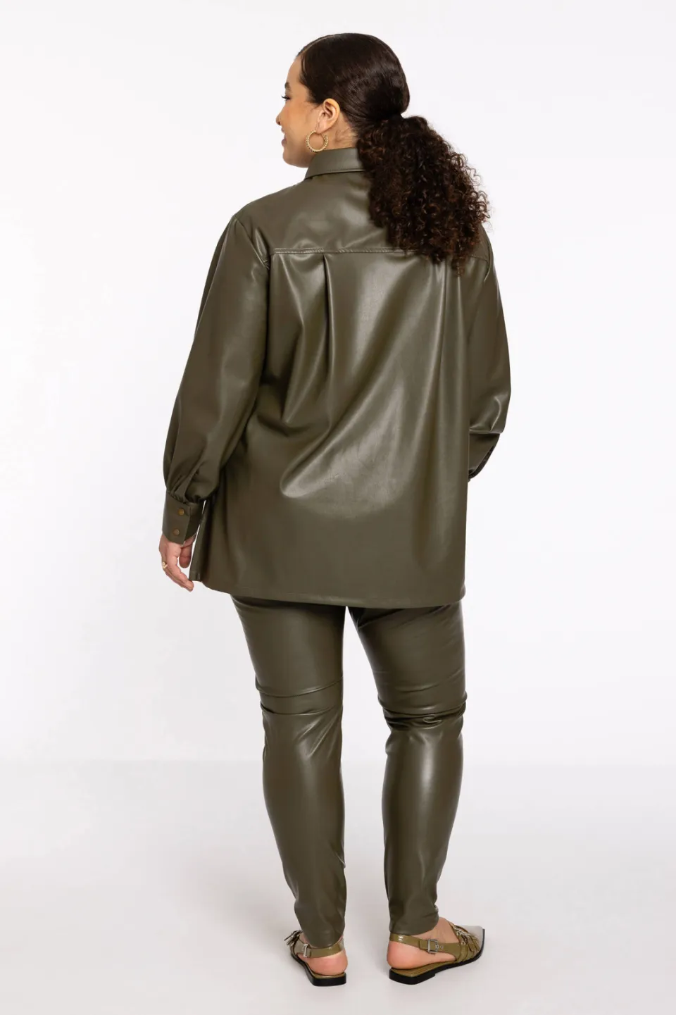 Yoek imitatieleren blouse kaki, foto 3