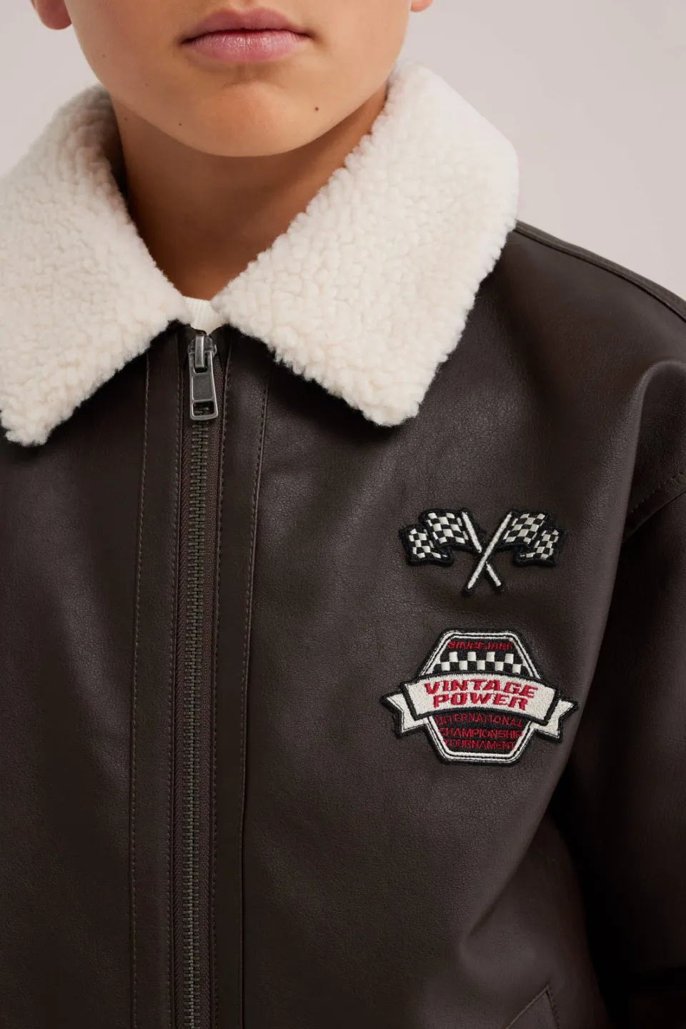 WE Fashion teddy bomberjack met patches bruin, foto 7