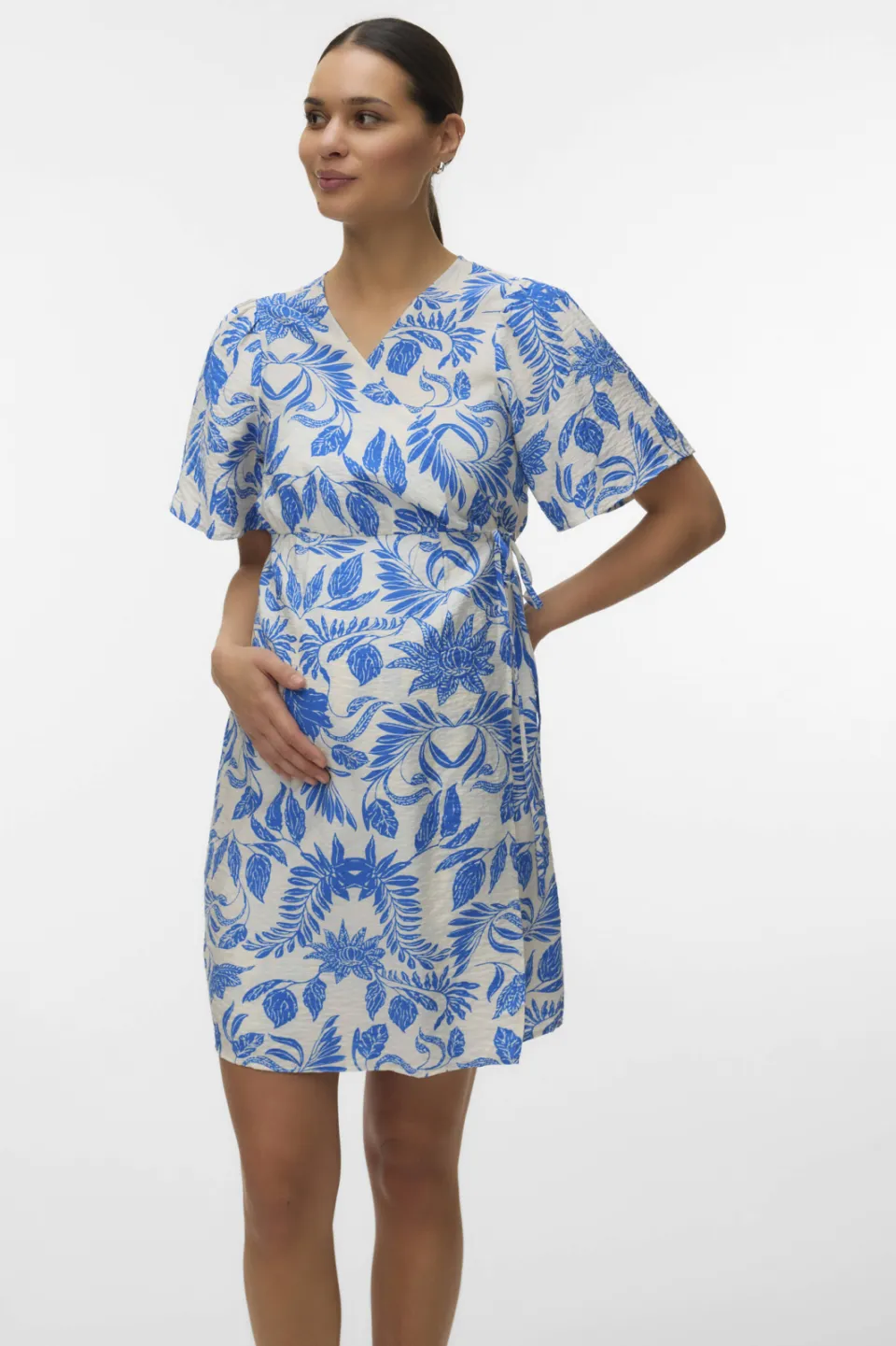 Vero Moda MATERNITY zwangerschaps wikkeljurk blauw/wit, foto 3