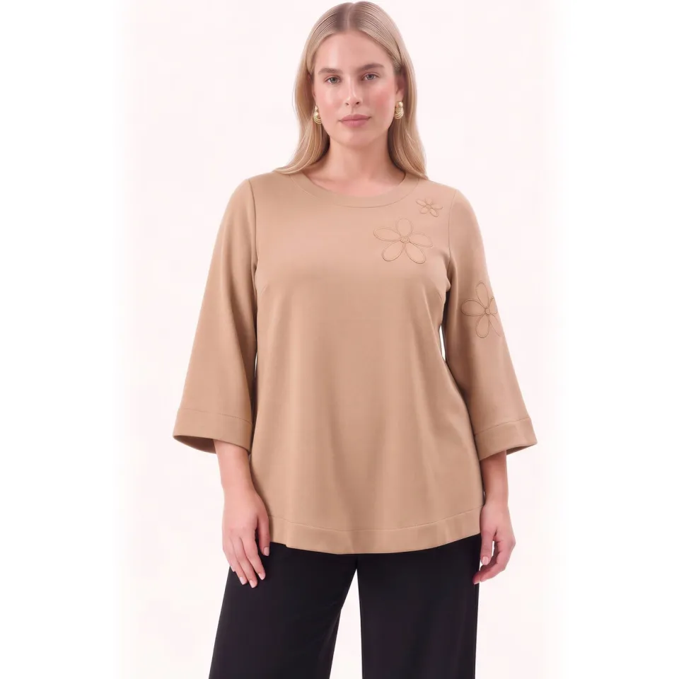 Yoek FLOWER top lichtbruin