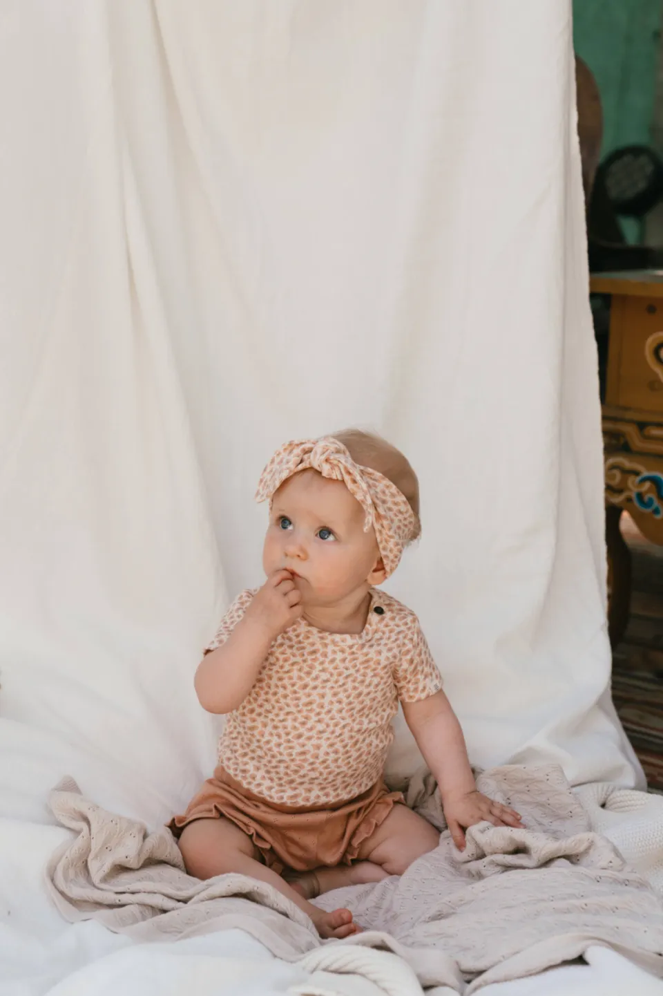A Tiny Story romper roze/beige