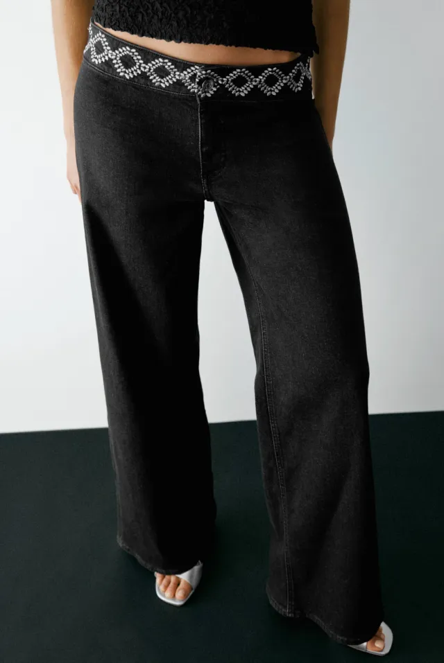 Mango TEEN wide leg jeans met borduursels - zwart