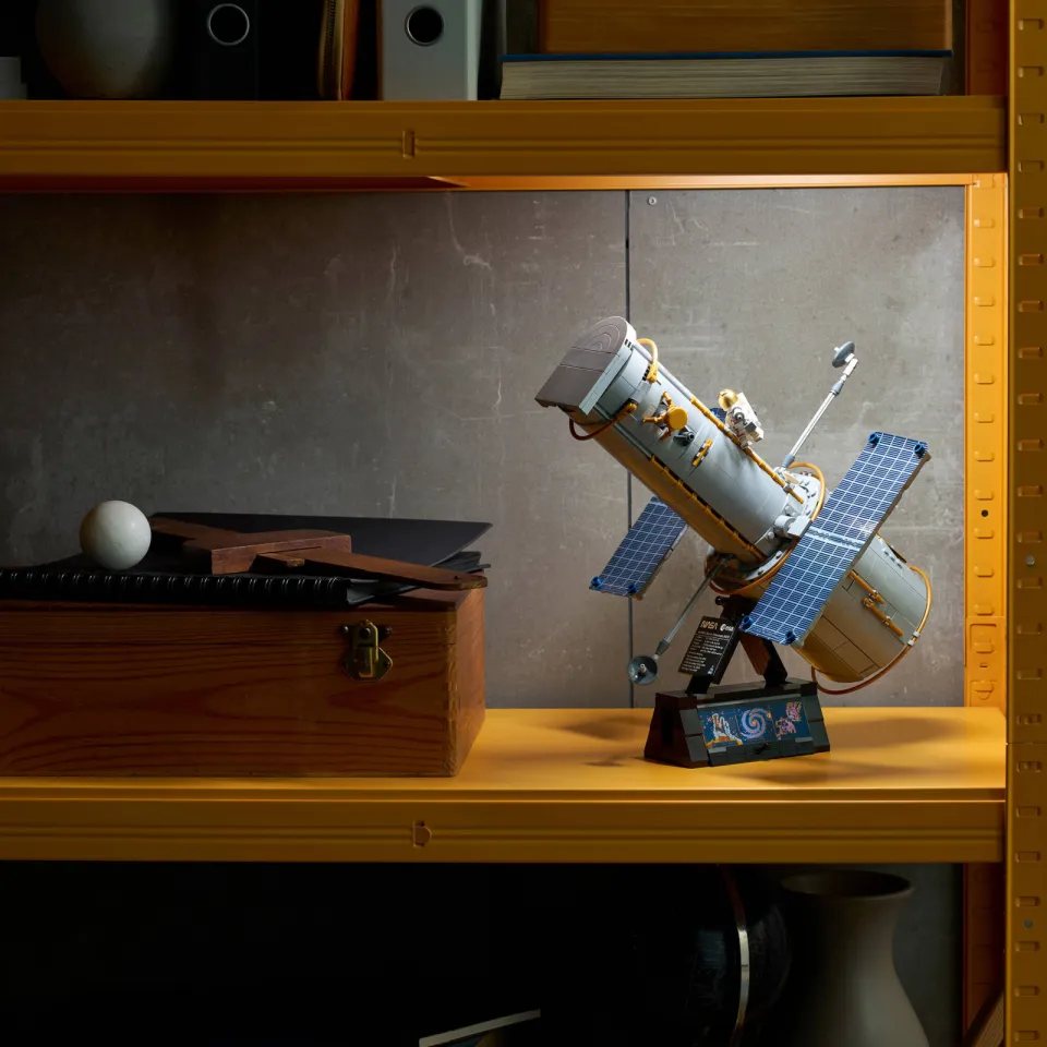 Lego Icons Ruimtetelescoop Hubble Bouwpakket voor Volwassenen 11382, foto 2