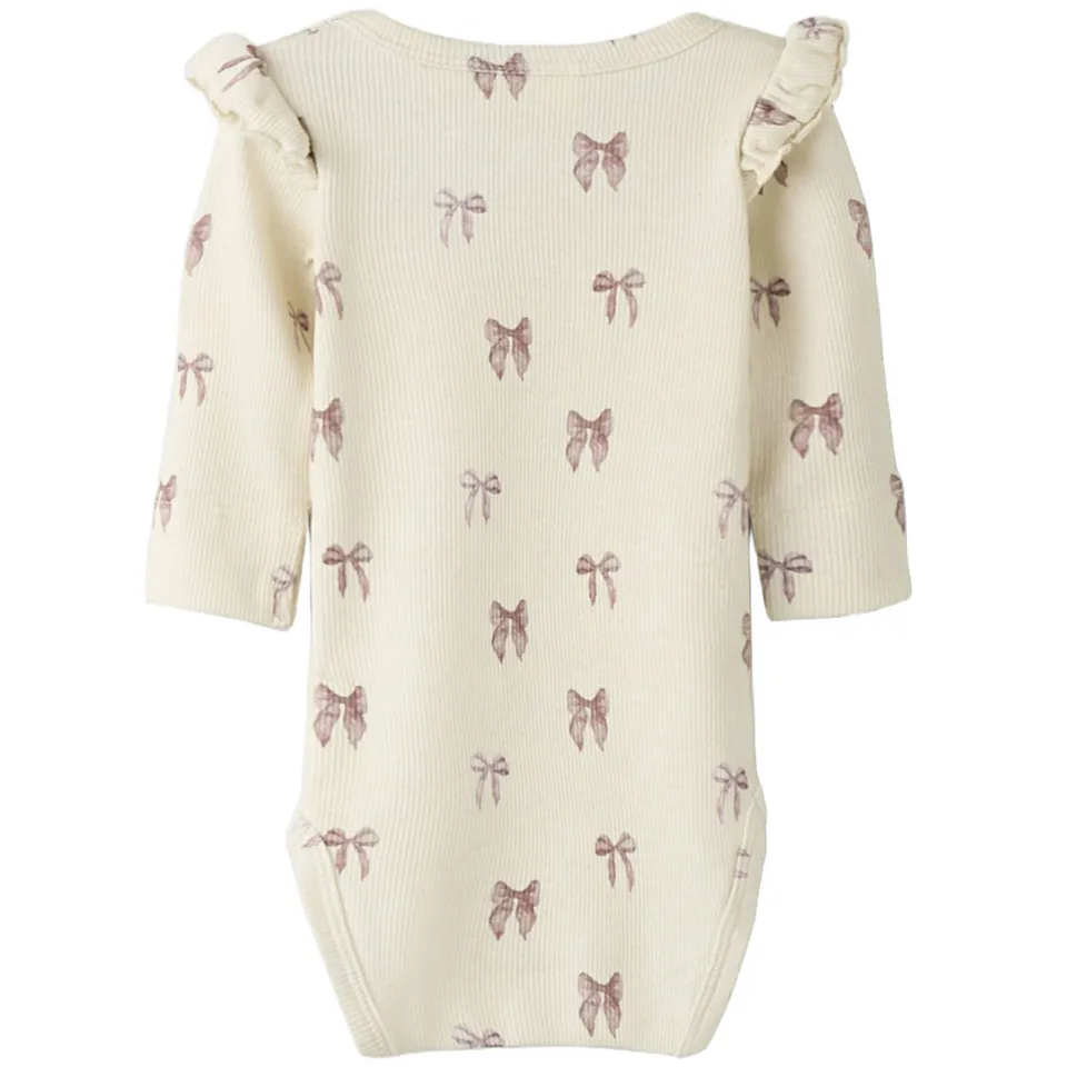 Lil' Atelier baby romper met ruches en print ecru, foto 3
