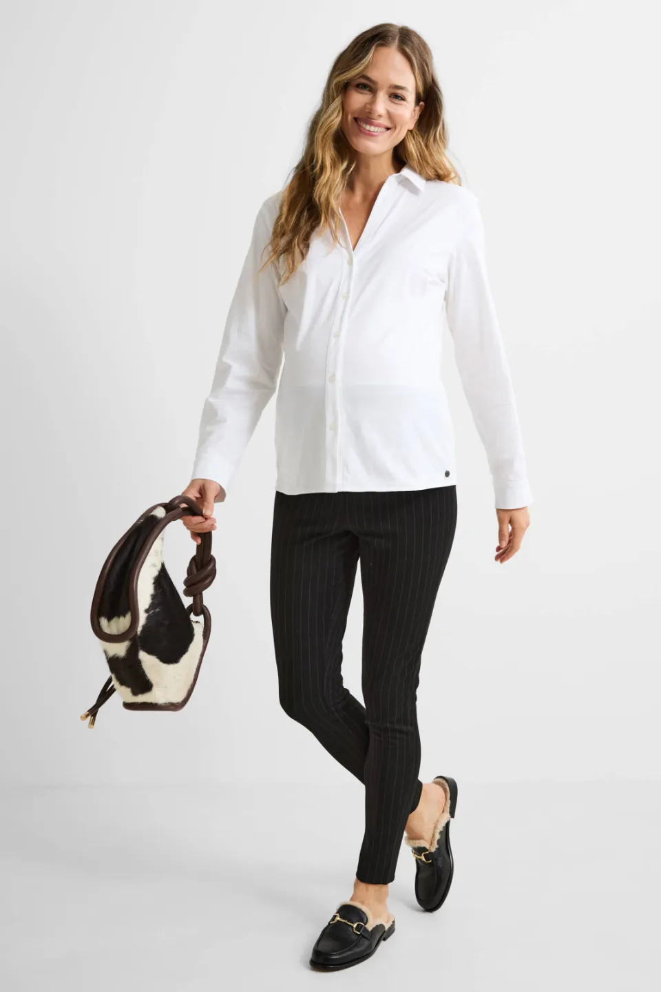 LOVE2WAIT zwangerschapsblouse wit met klassieke kraag
