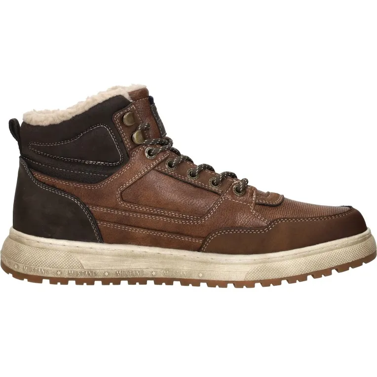 Mustang veterschoenen hoog bruin Cognac