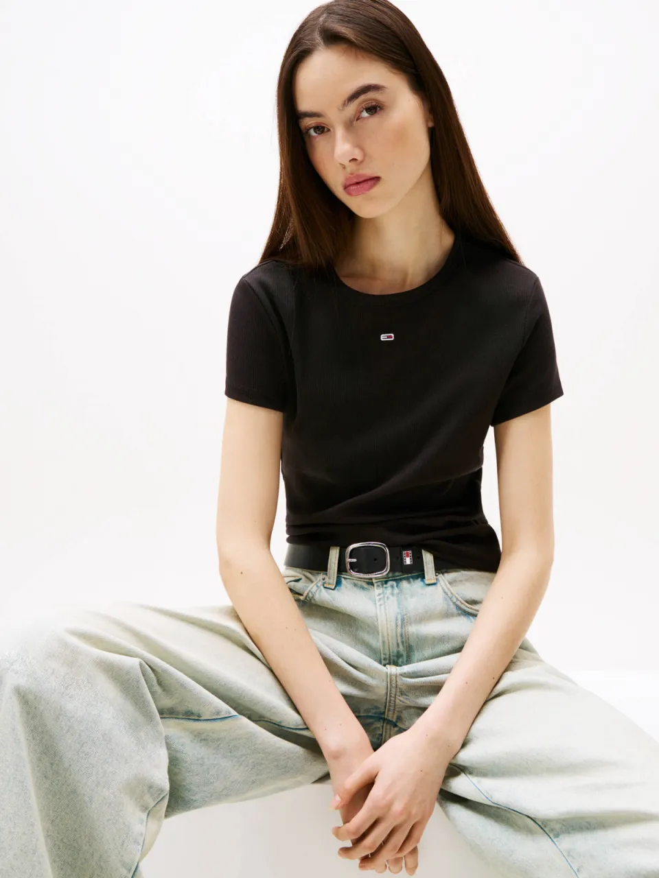 Tommy Jeans TJW Slim Essential Rib SS t-shirt zwart, foto 5