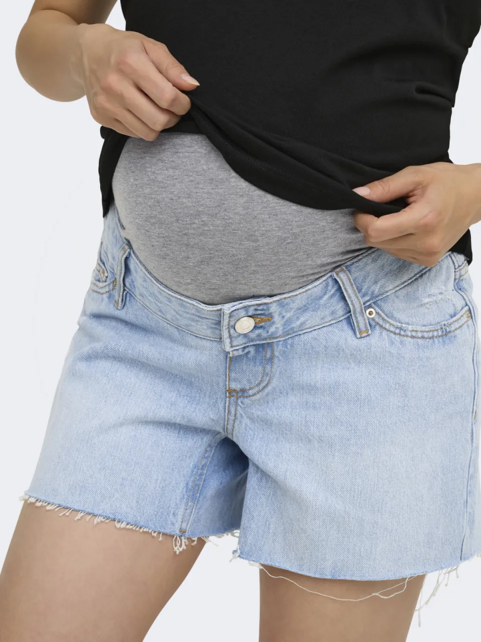 Only Maternity regular jeansshort light blue denim, foto 6