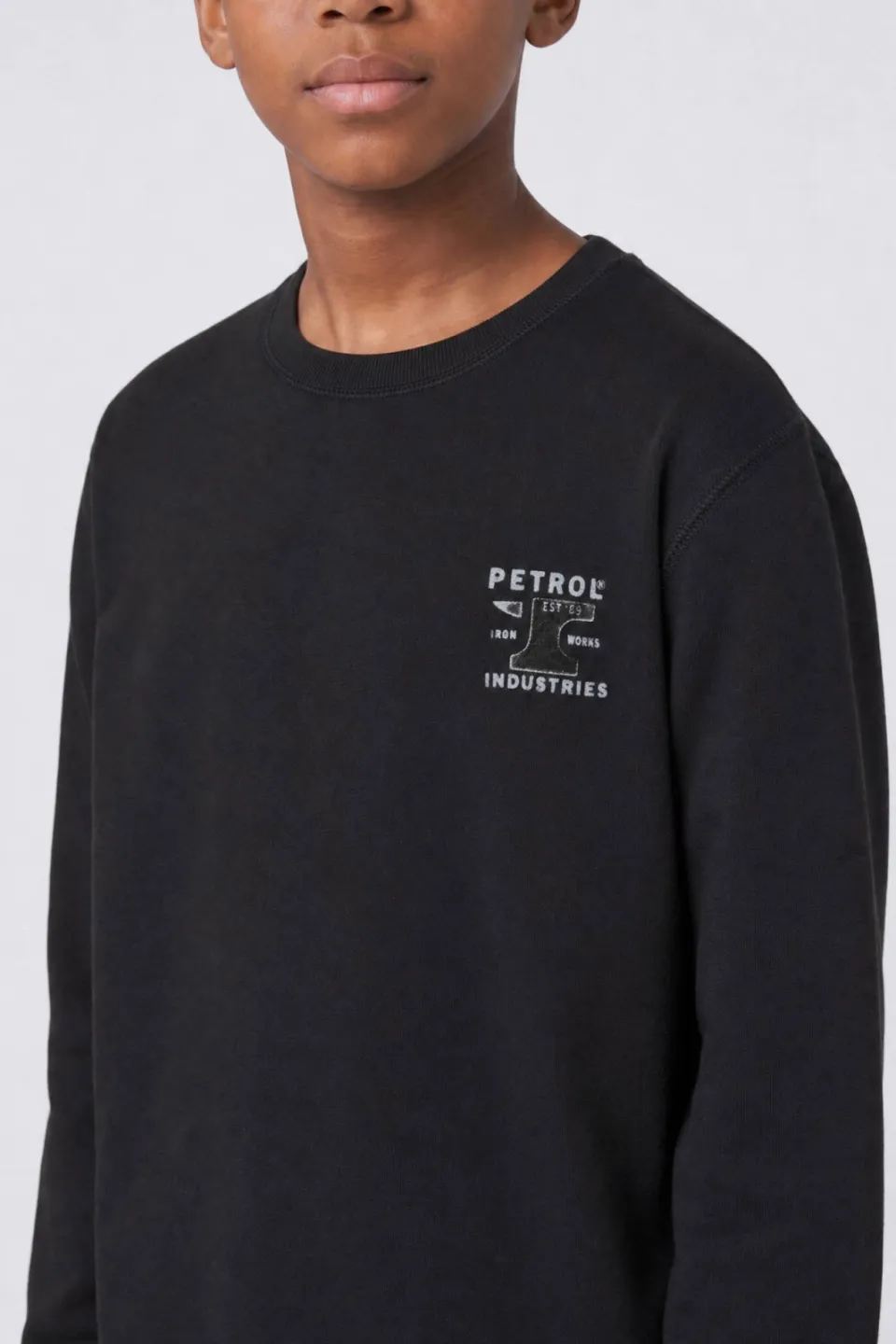 Petrol Industries rechtvallende sweater met print - zwart, foto 3