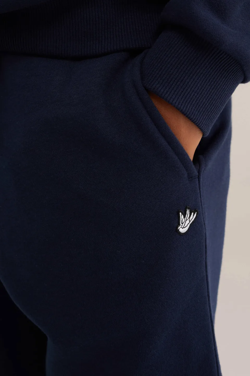 WE Fashion sweat tapered joggingbroek donkerblauw, foto 4