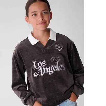 Shoeby fluwelen longsleeve donkerbruin, foto 4