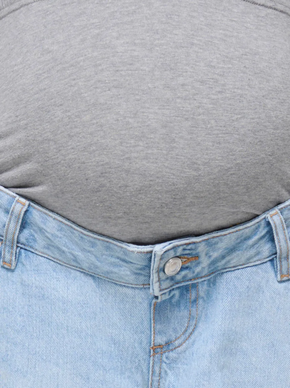 Only Maternity regular jeansshort light blue denim, foto 7