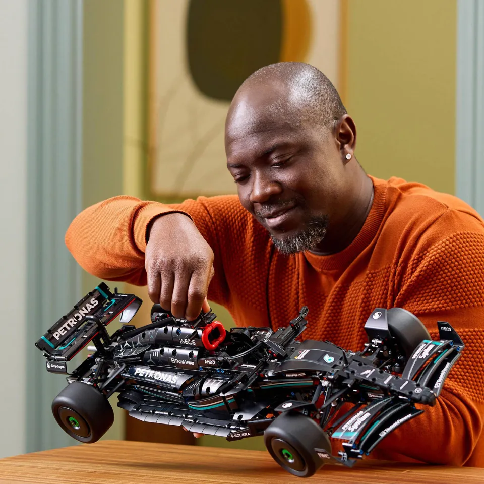Lego Technic Mercedes-AMG F1 W14 E Performance Raceauto Bouwpakket en Woonaccessoire 42171, foto 4