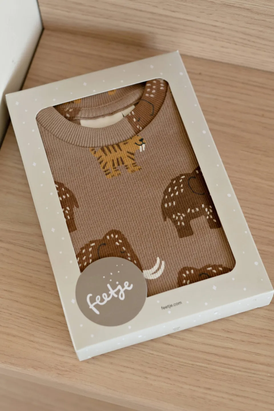 Feetje Milo Mammoth pyjama bruin, foto 5