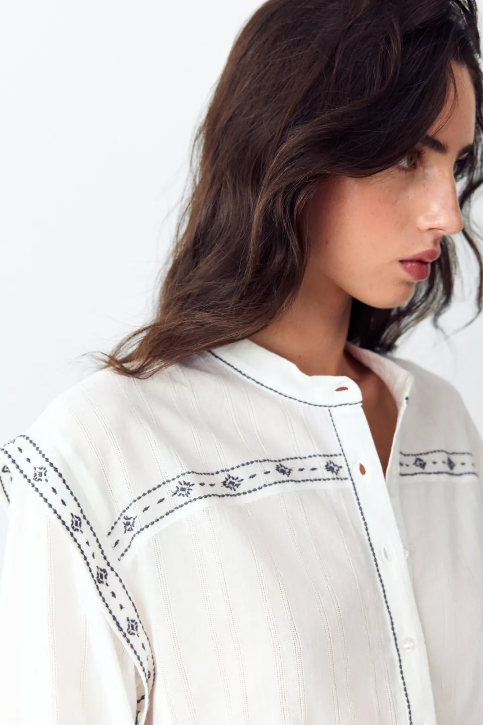 Mango Teen blouse met borduursels wit, foto 6