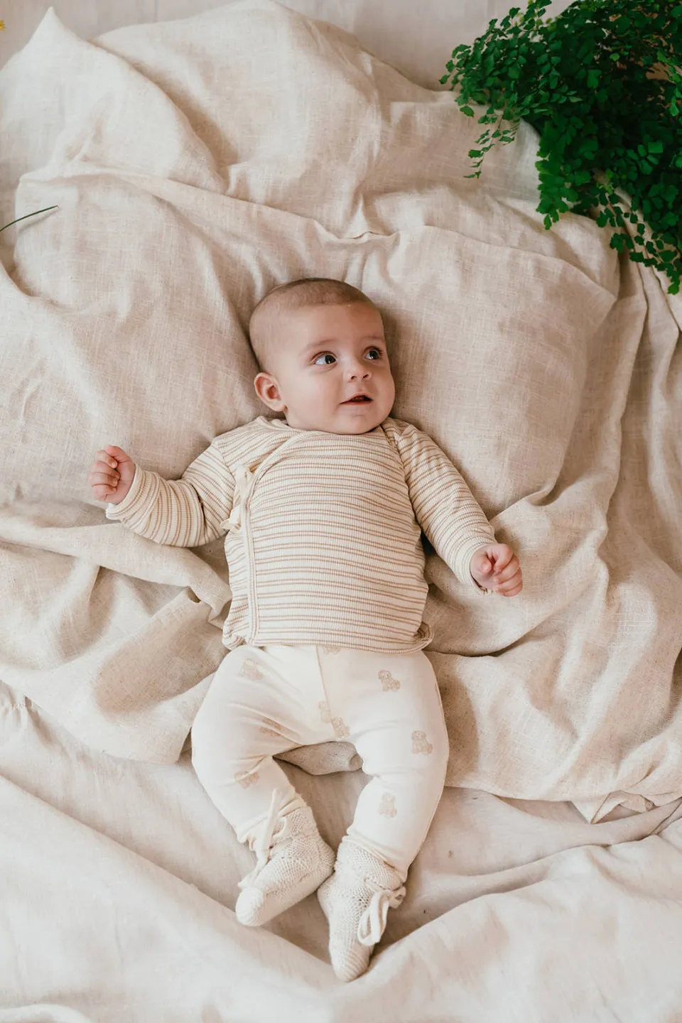 A Tiny Story gestreepte longsleeve beige