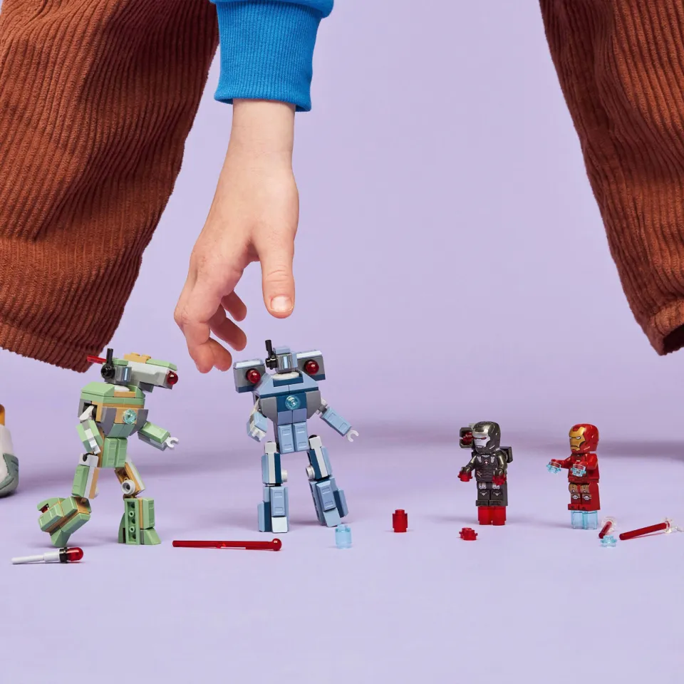 Lego Marvel Iron Man en War Machine vs. Hammer Drones 76320, foto 4