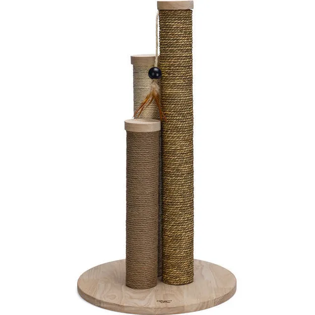 Designed by Lotte Willa houten krabpaal zand