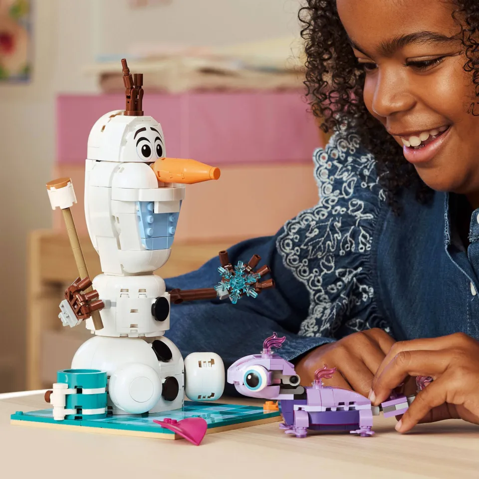 Lego Disney Olaf en Bruni's Picknickplezier Bouwpakket 43287, foto 5