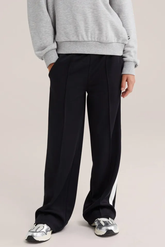 WE Fashion loose fit gestreepte joggingbroek zwart/wit, foto 3