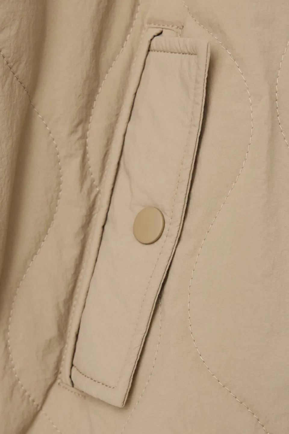 Mango Kids gewatteerde cape jas beige, foto 5