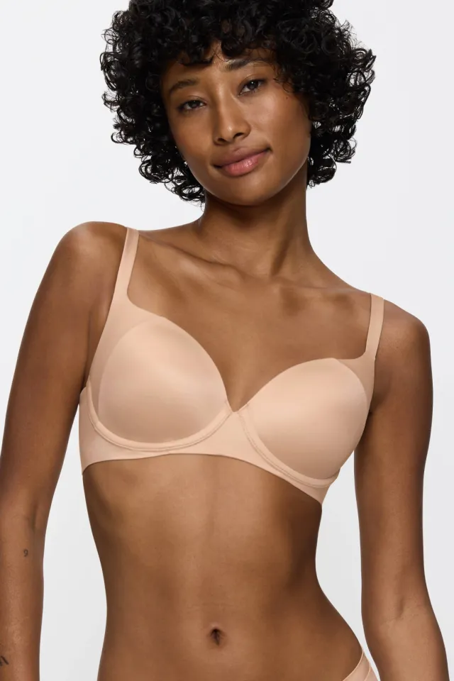 Triumph Body Make-Up Soft Touch voorgevormde bh lichtbeige