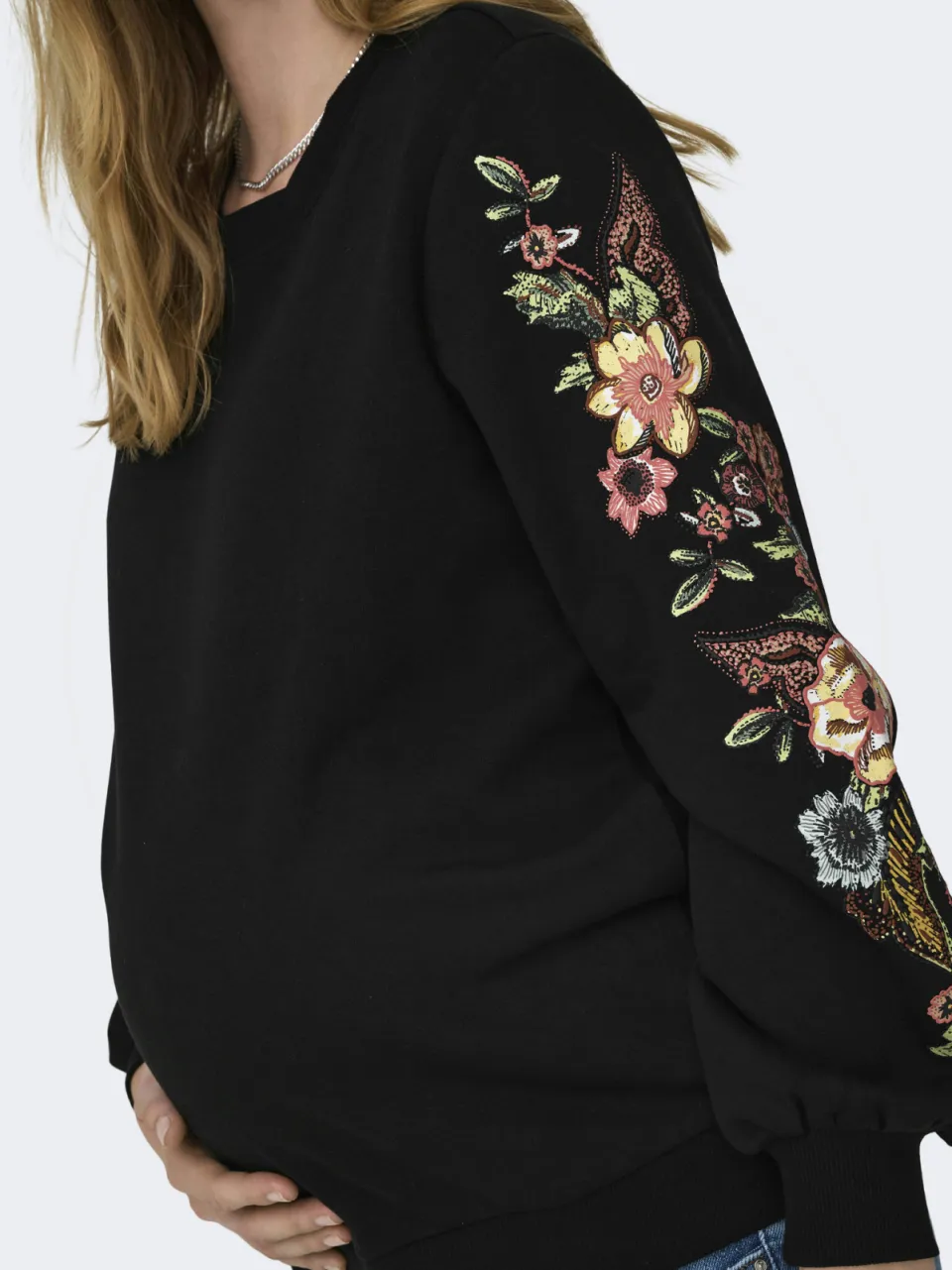 Only MATERNITY gebloemde zwangerschapssweater OLMCONNY zwart, foto 7