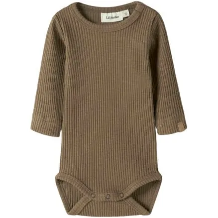 Lil' Atelier BABY romper - bruin Jongens Stretchkatoen Ronde hals