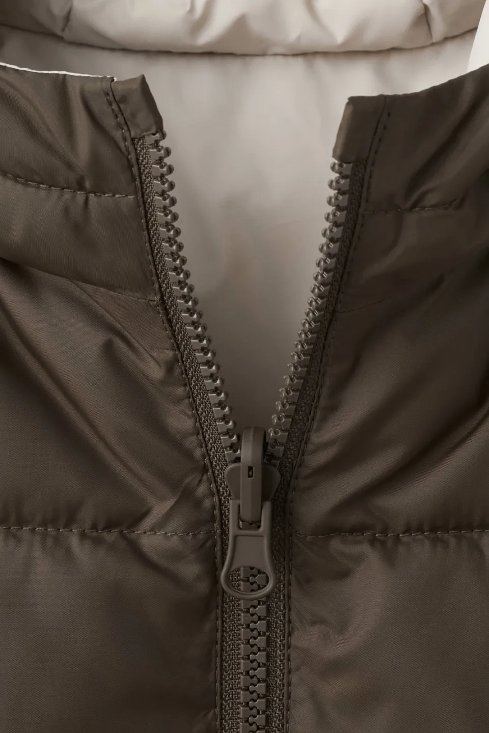 Mango Kids bodywarmer bruin, foto 7