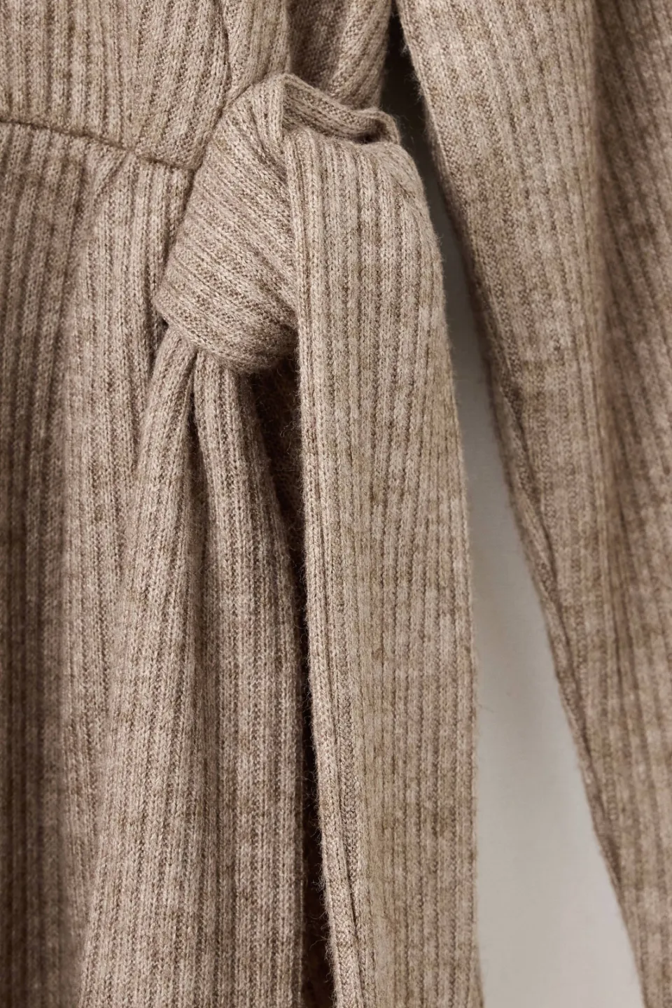 Mango Kids gebreide jurk beige/bruin, foto 4