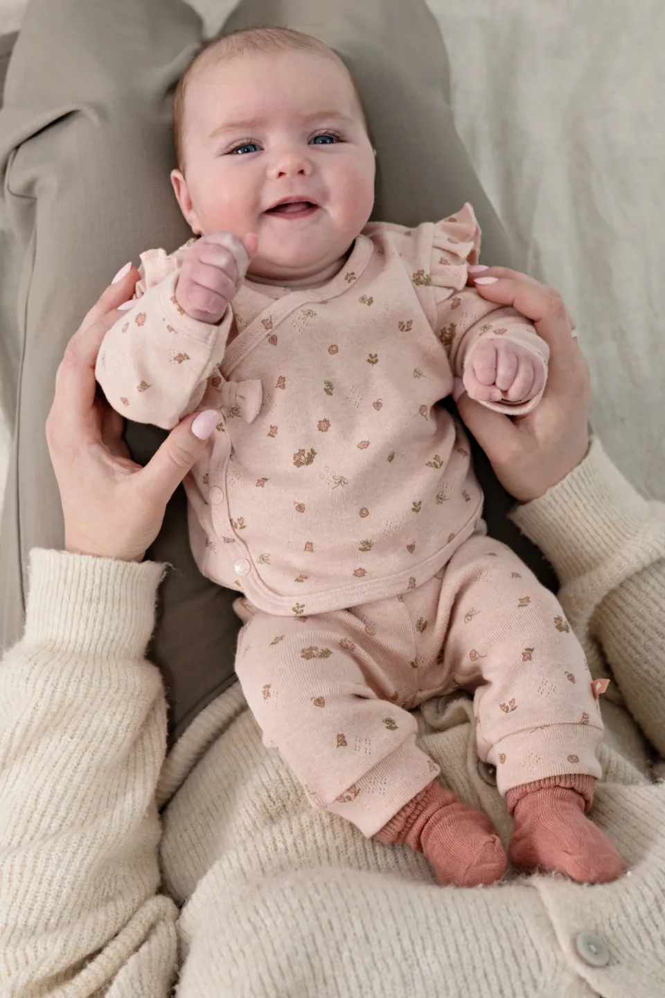 Feetje babybroek Fall in Love lichtroze