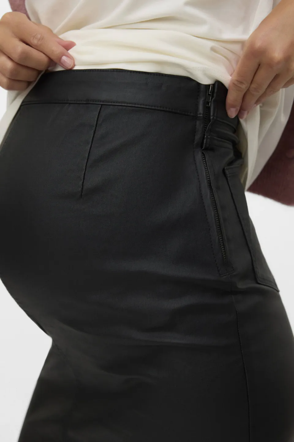 Mamalicious imitatieleren rok zwart, foto 6