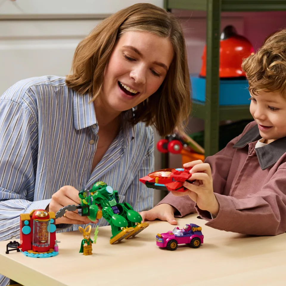 Lego Marvel Loki tegen Team Iron Man 11211, foto 6