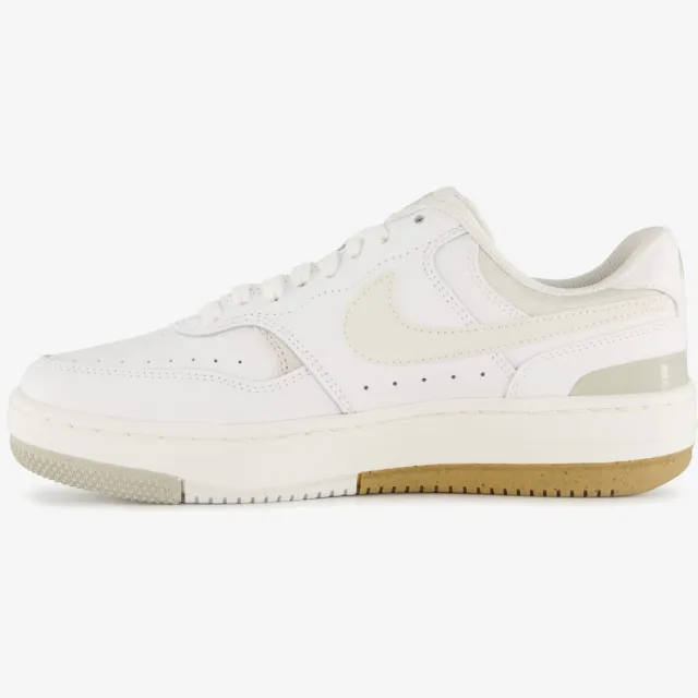 Nike Gamma Force leren dames sneakers wit