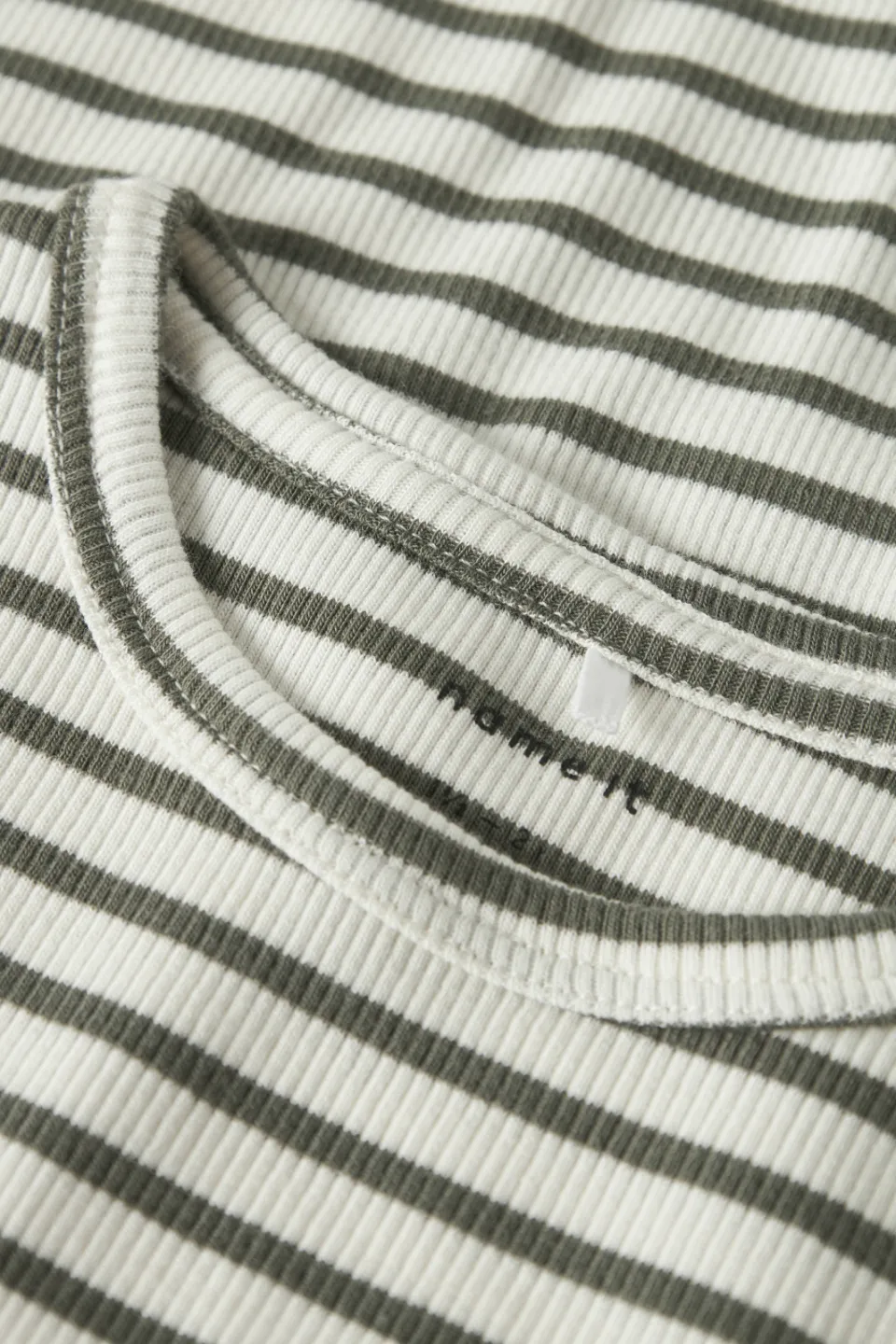 NAME IT MINI longsleeve olijfgroen ecru, foto 5