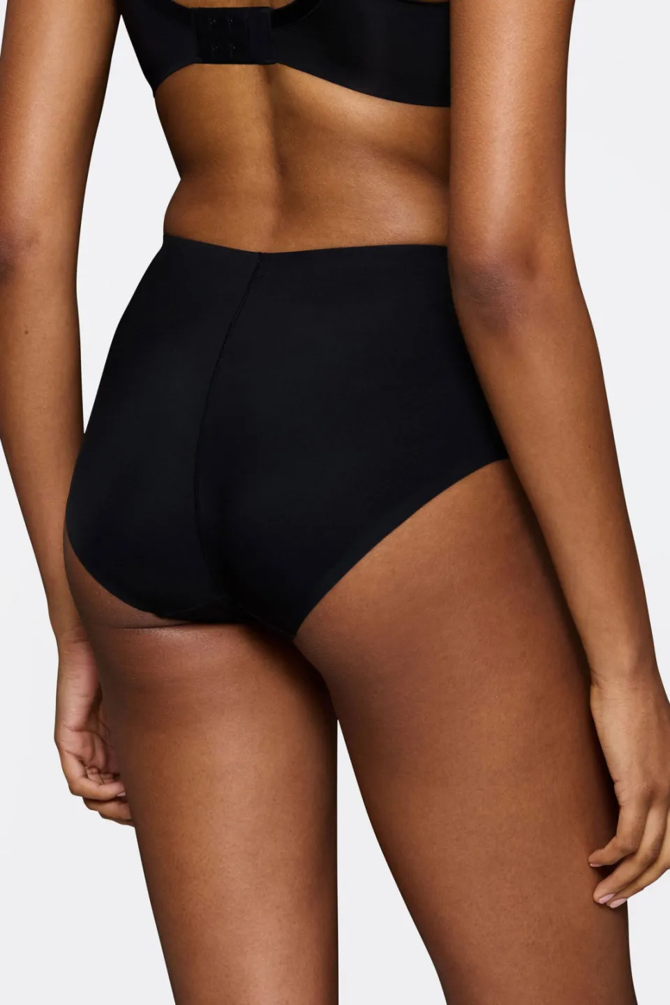 Triumph corrigerende maxislip Body Make-Up Illusion Curve zwart, foto 3