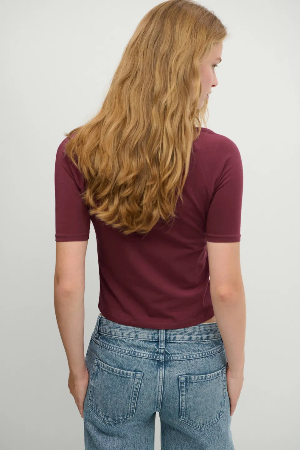 Mango Teen aansluitende cropped top met studs donkerrood, foto 4