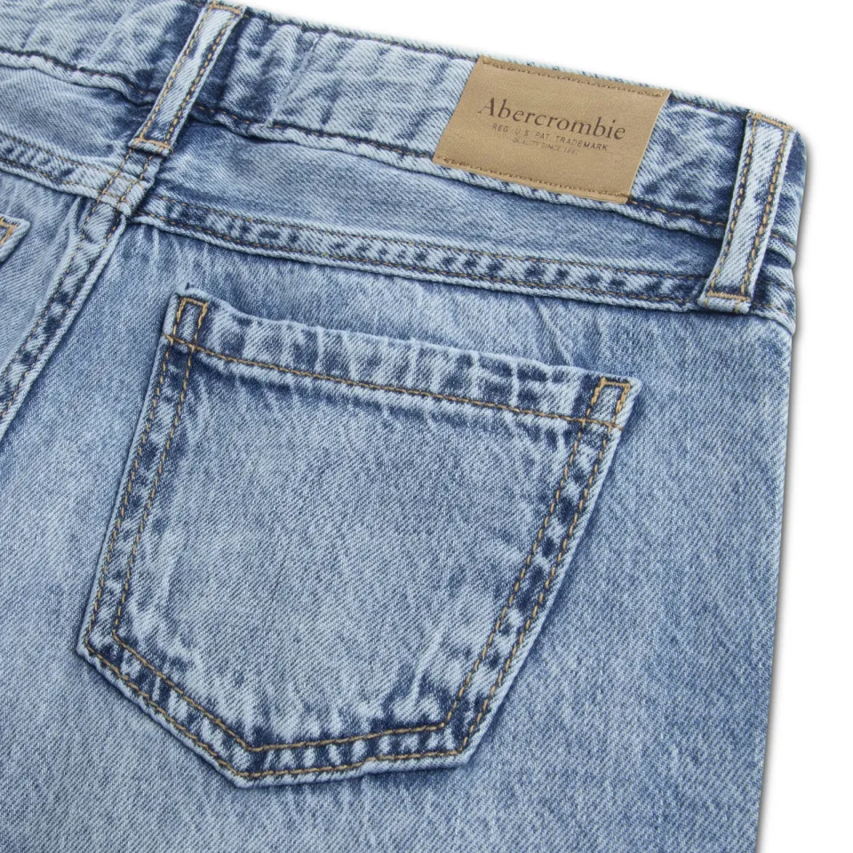 Abercrombie & Fitch low waist baggy jeans met hartjes medium blue denim, foto 3
