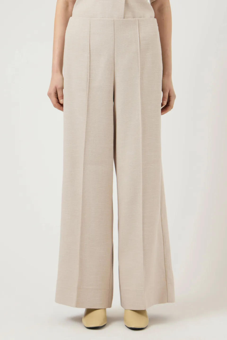 Y.A.S. YAS wide leg regular waist casual broek beige, foto 4