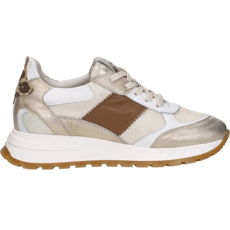Piedi Nudi Helen lage sneakers beige