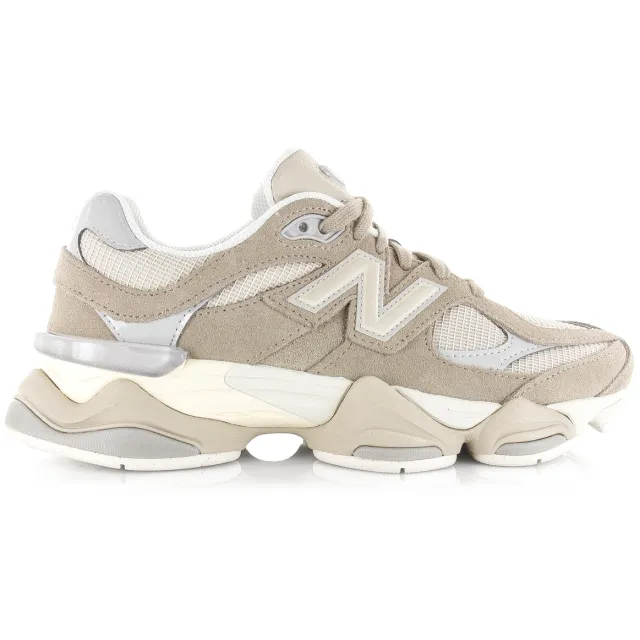 New Balance 9060 sneaker taupe