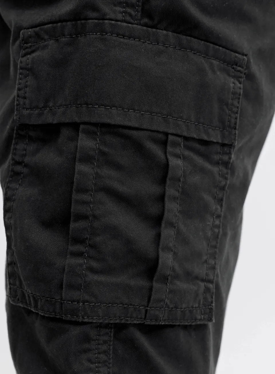 JJ Rebel relaxed cargoshort zwart, foto 7