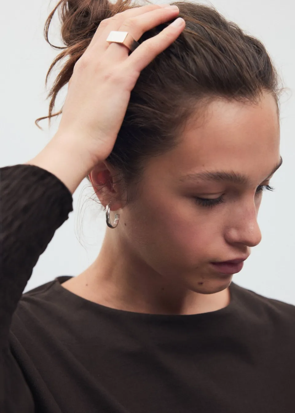 Mango TEEN longsleeve met smockwerk - bruin, foto 5