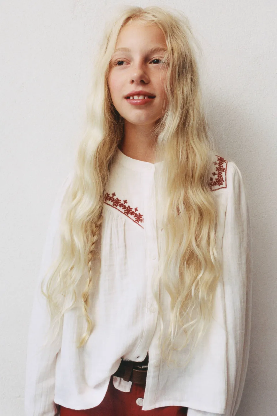 Mango Kids blouse met borduursels ecru, foto 3