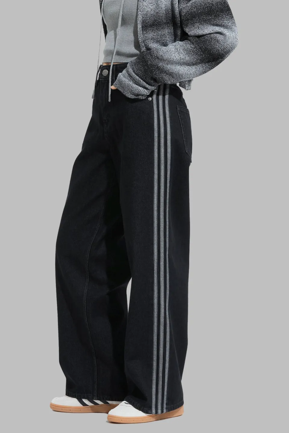 Adidas Originals regular waist loose fit jeans - zwart, foto 5