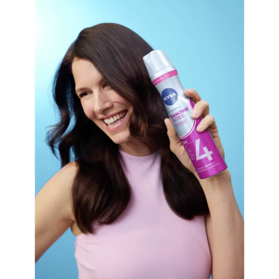Nivea Diamond Gloss styling spray hold 4, foto 2