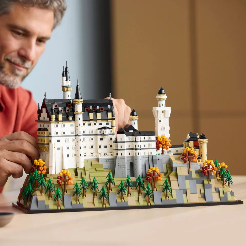 Lego Architecture Slot Neuschwanstein 21063, foto 3